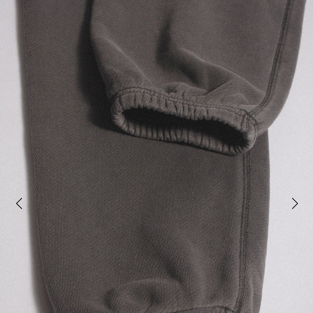 ELWOOD - core jogger - NWT - Picture 3 of 7